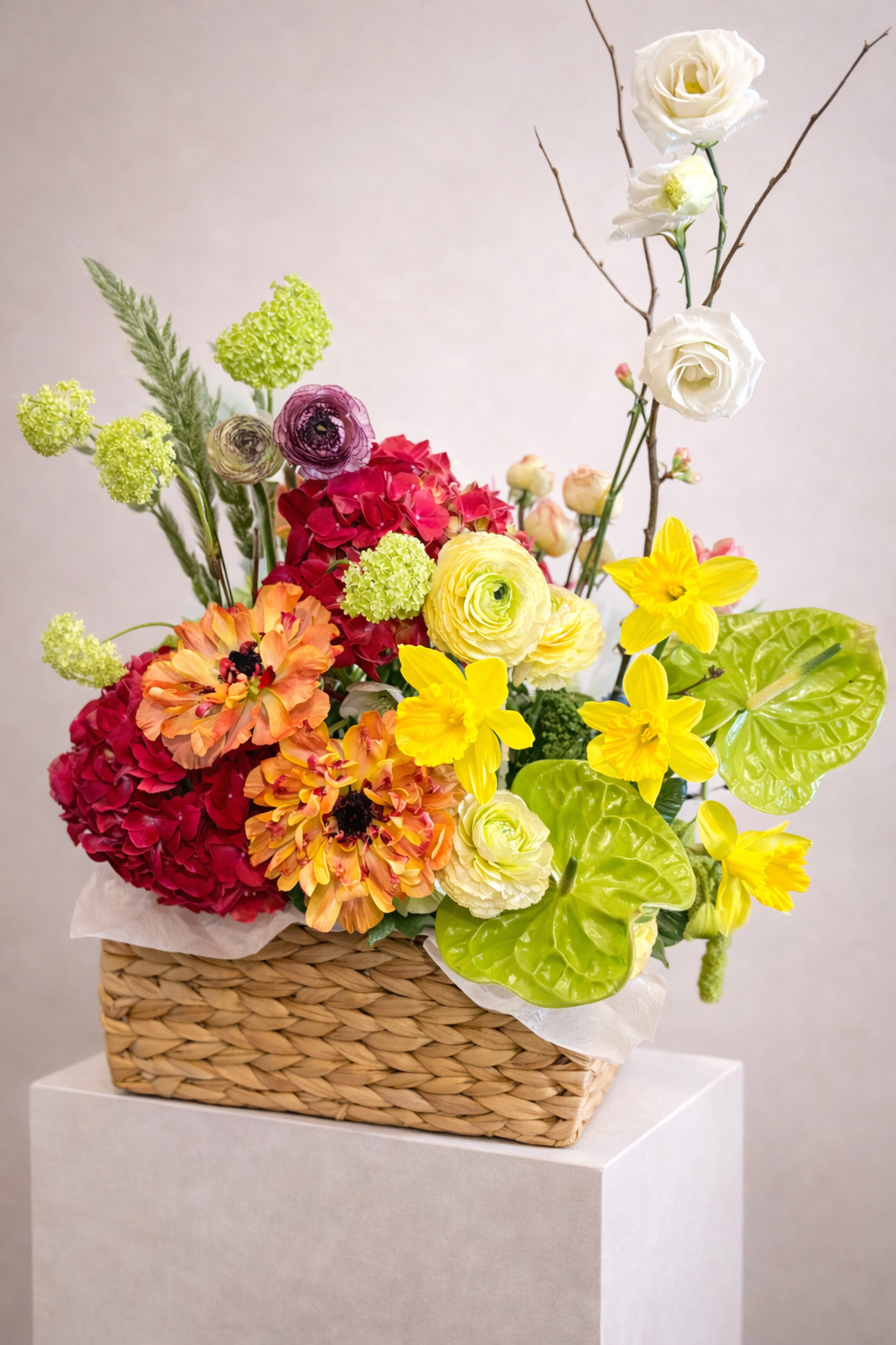 Bold spring Floral Arrangement – Naples Florist