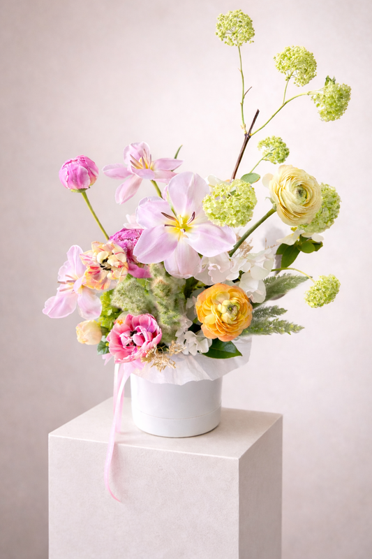Spring garden Floral Arrangement – Naples Florist